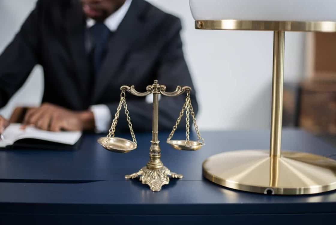 Top 10 Qualities of a Successful Law Firm: Expert Insights